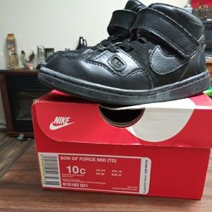 Nike Son of Force (mid)